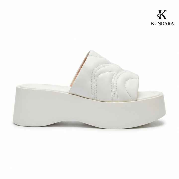 Aria Wave Platform Slipper